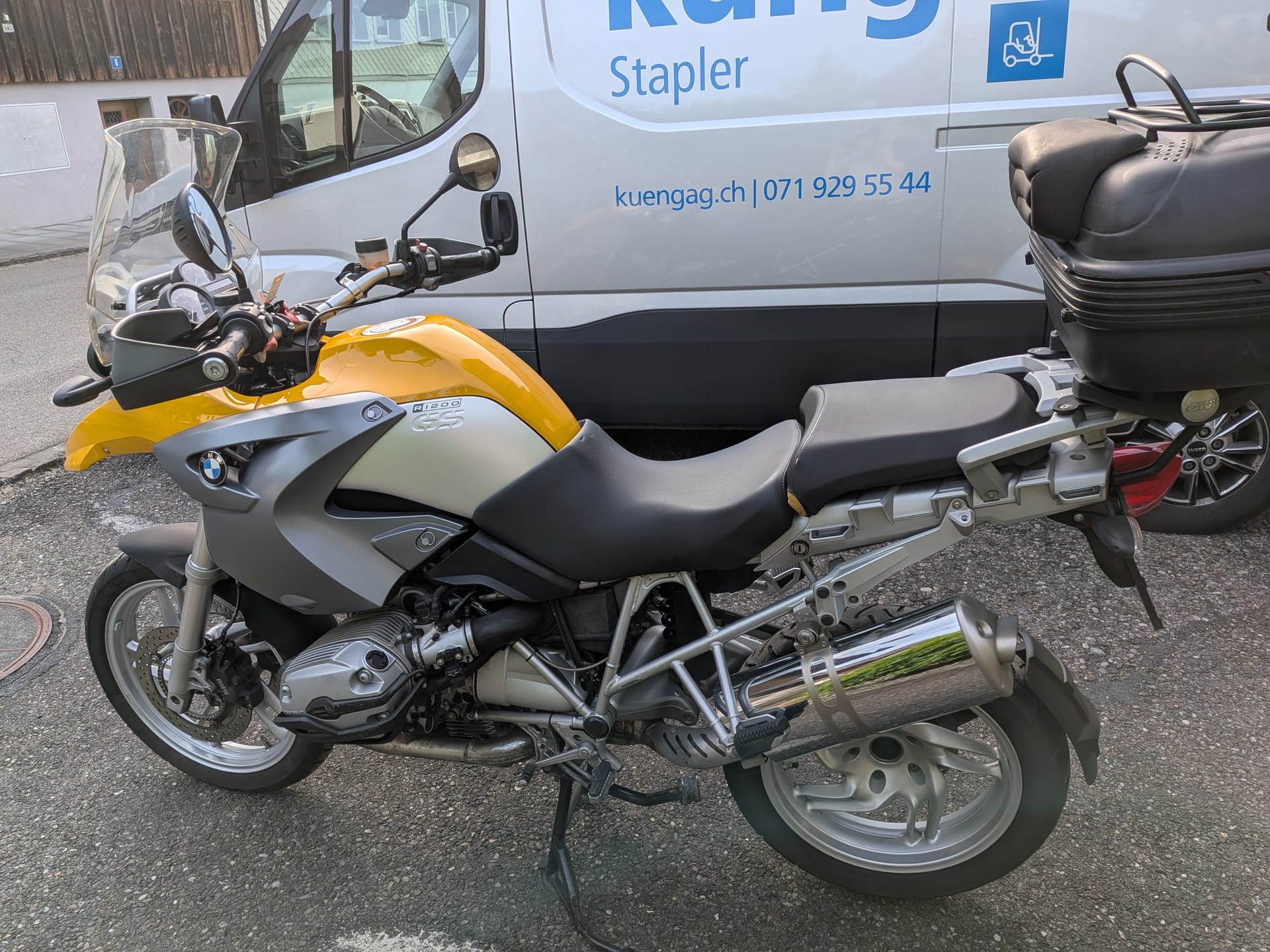 BMW R 1200 GS-showroom-element-2