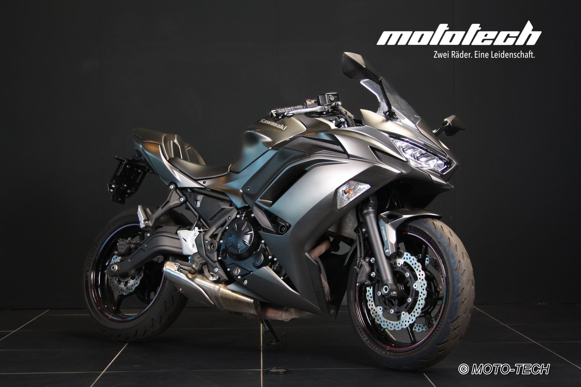 KAWASAKI Ninja 650 ABS