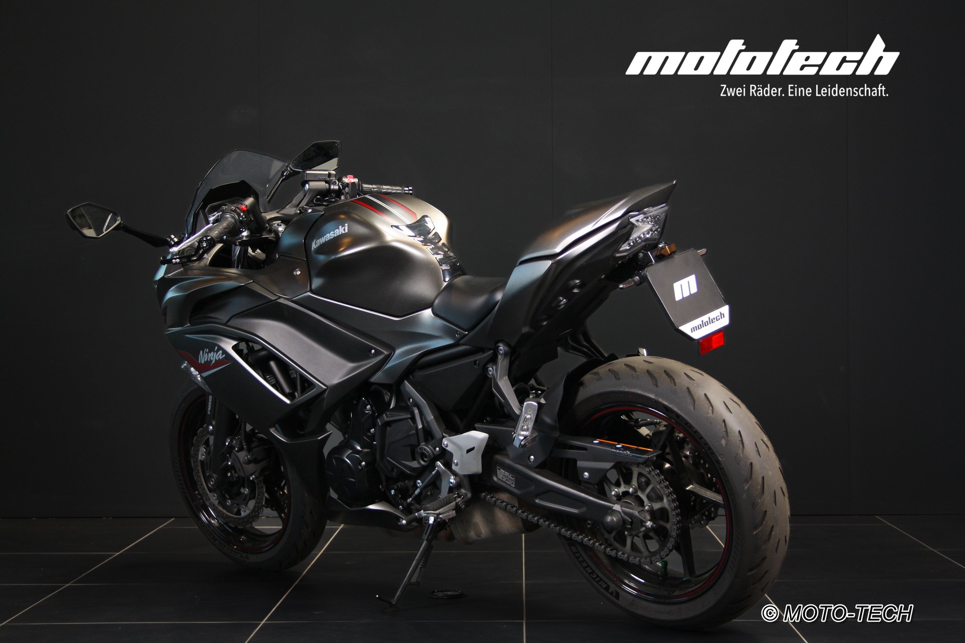 KAWASAKI Ninja 650 ABS-showroom-element-3