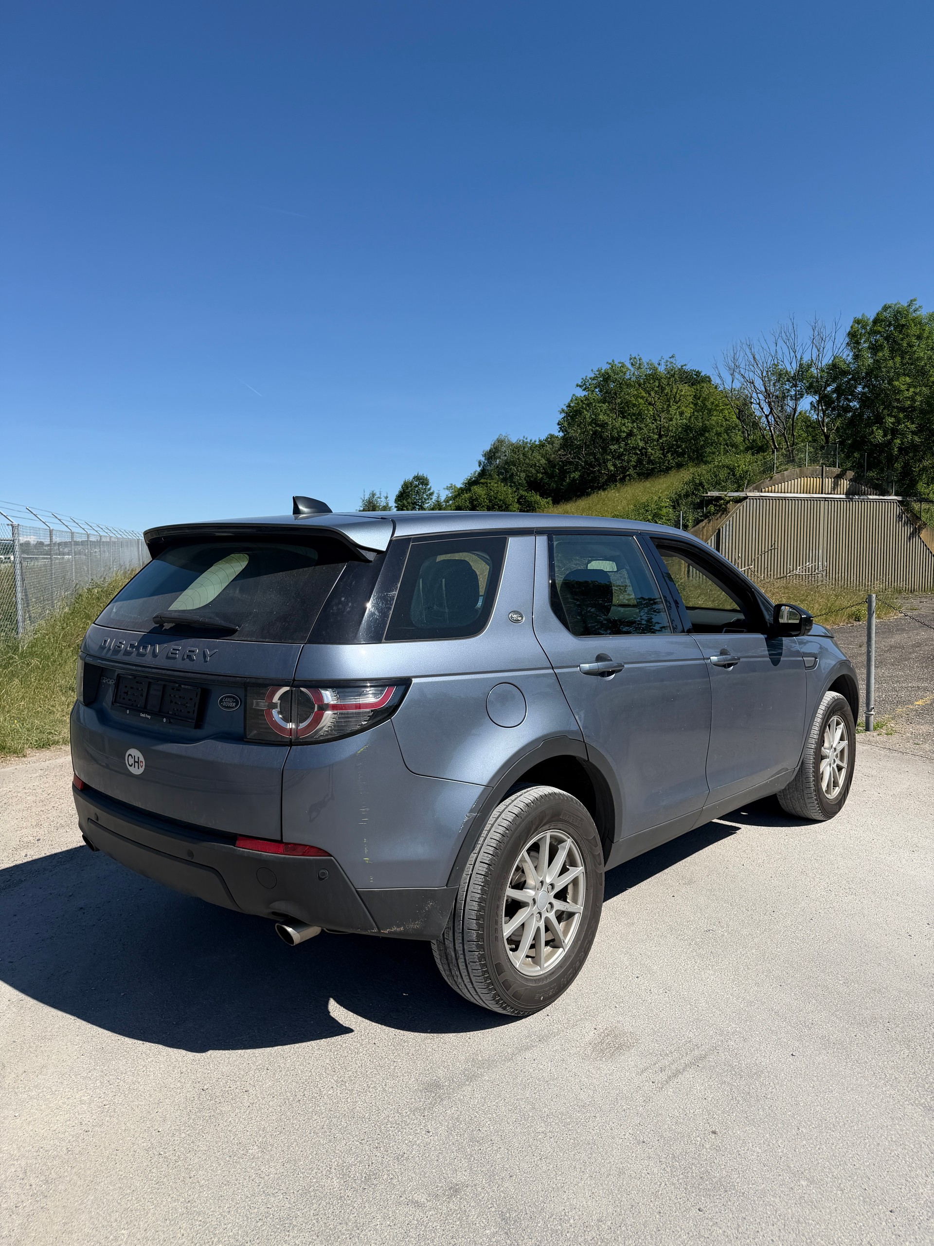 LAND ROVER Discovery Sport 2.0 TD4 HSE-image-6
