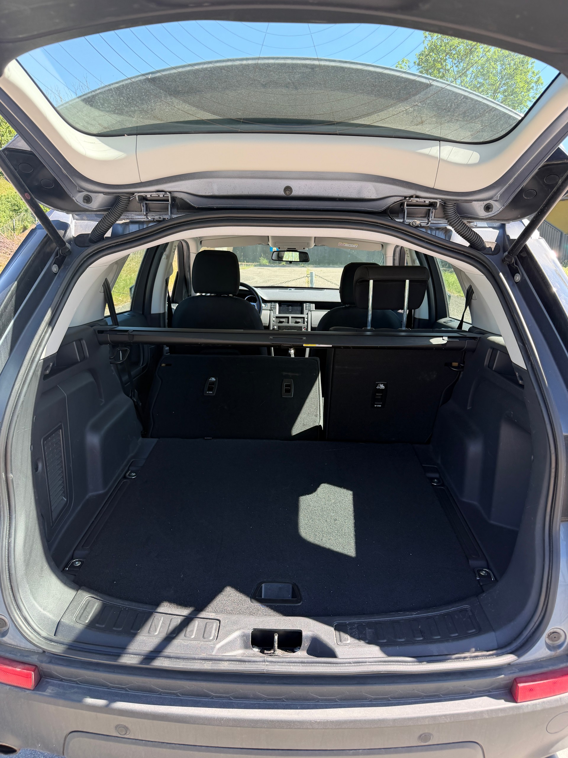 LAND ROVER Discovery Sport 2.0 TD4 HSE-image-15