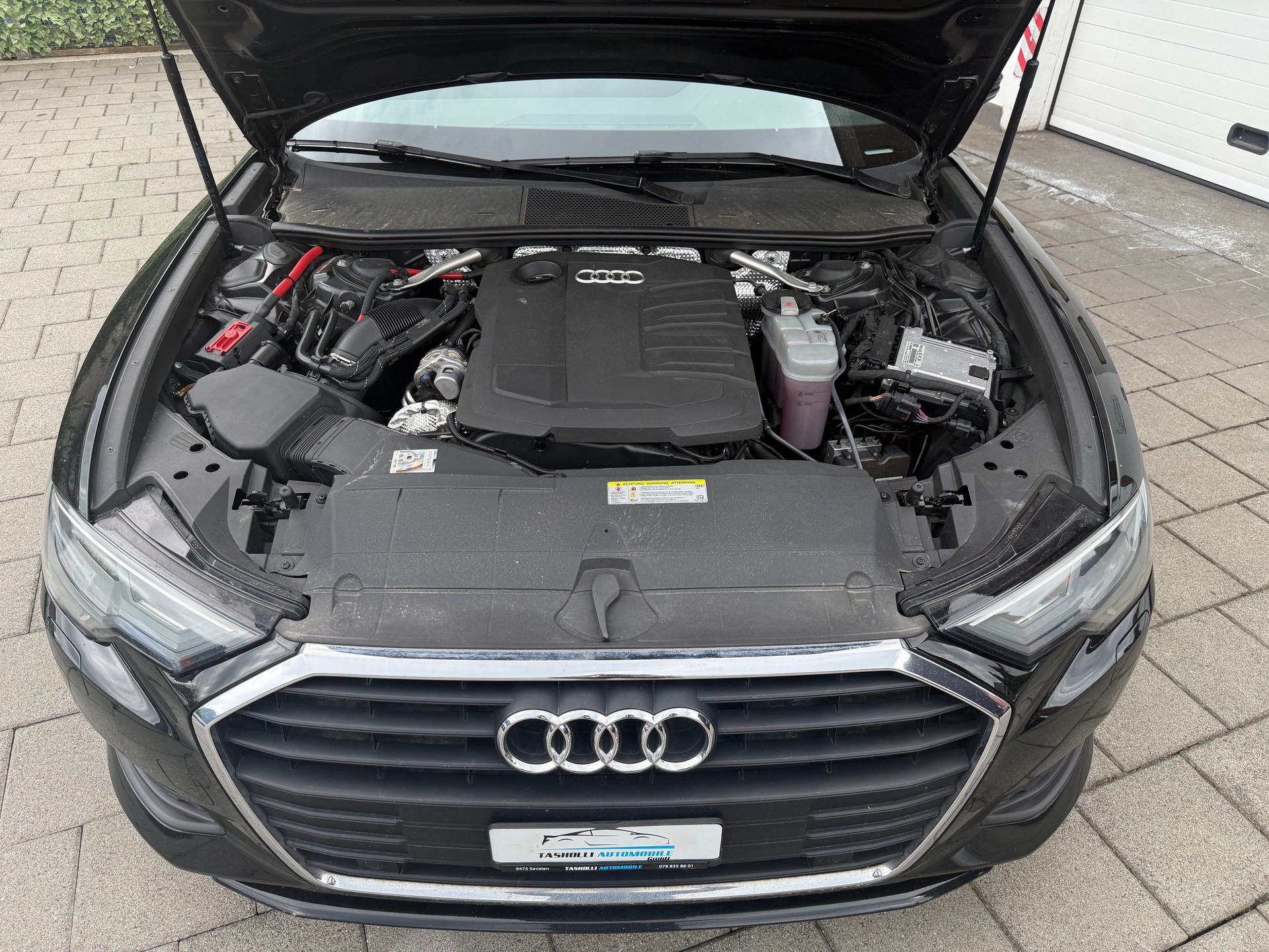 AUDI A6 Avant 40 TDI Design S-tronic-image-14