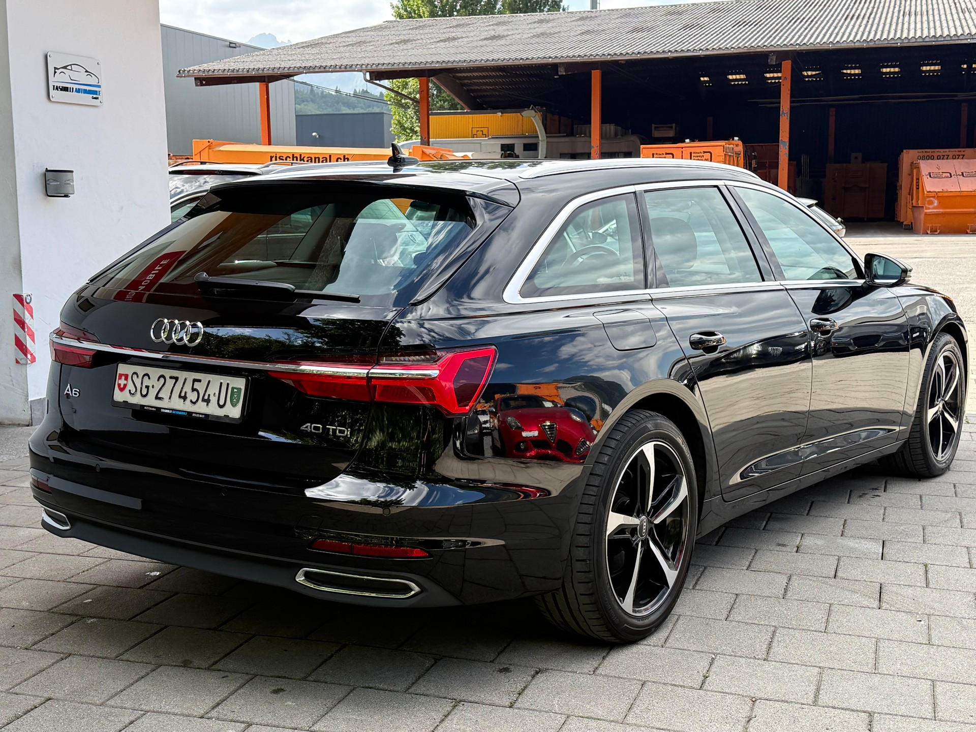 AUDI A6 Avant 40 TDI Design S-tronic-image-5