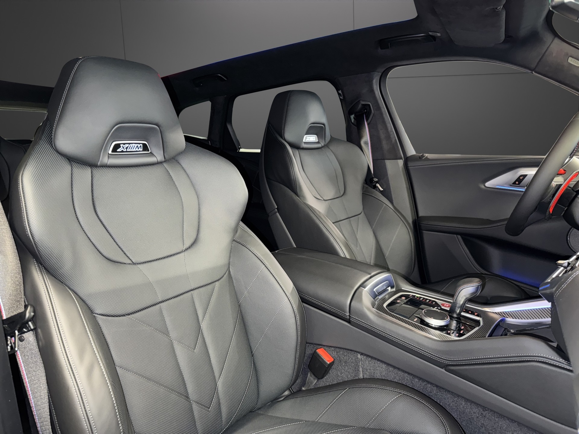 BMW XM 50e Plug-in Hybrid-image-20
