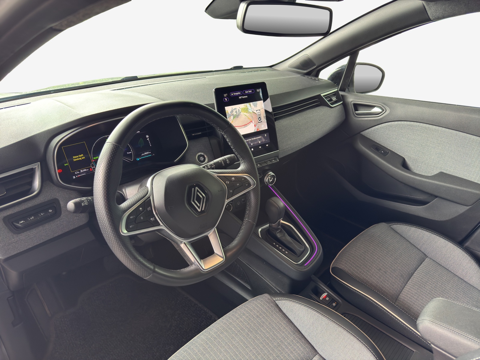 RENAULT Clio 1.6 E-Tech Techno-image-15