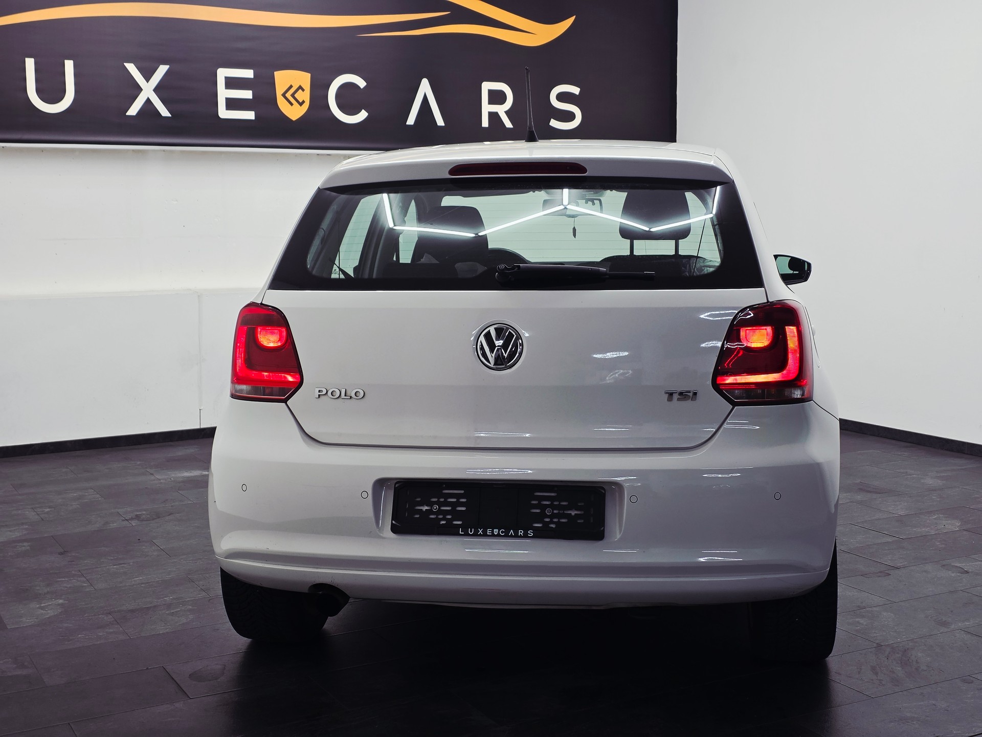 VW Polo 1.2 TSI Trendline 105 PS*NEUE KETTE*FRISCH MFK UND SERVICE*-image-7