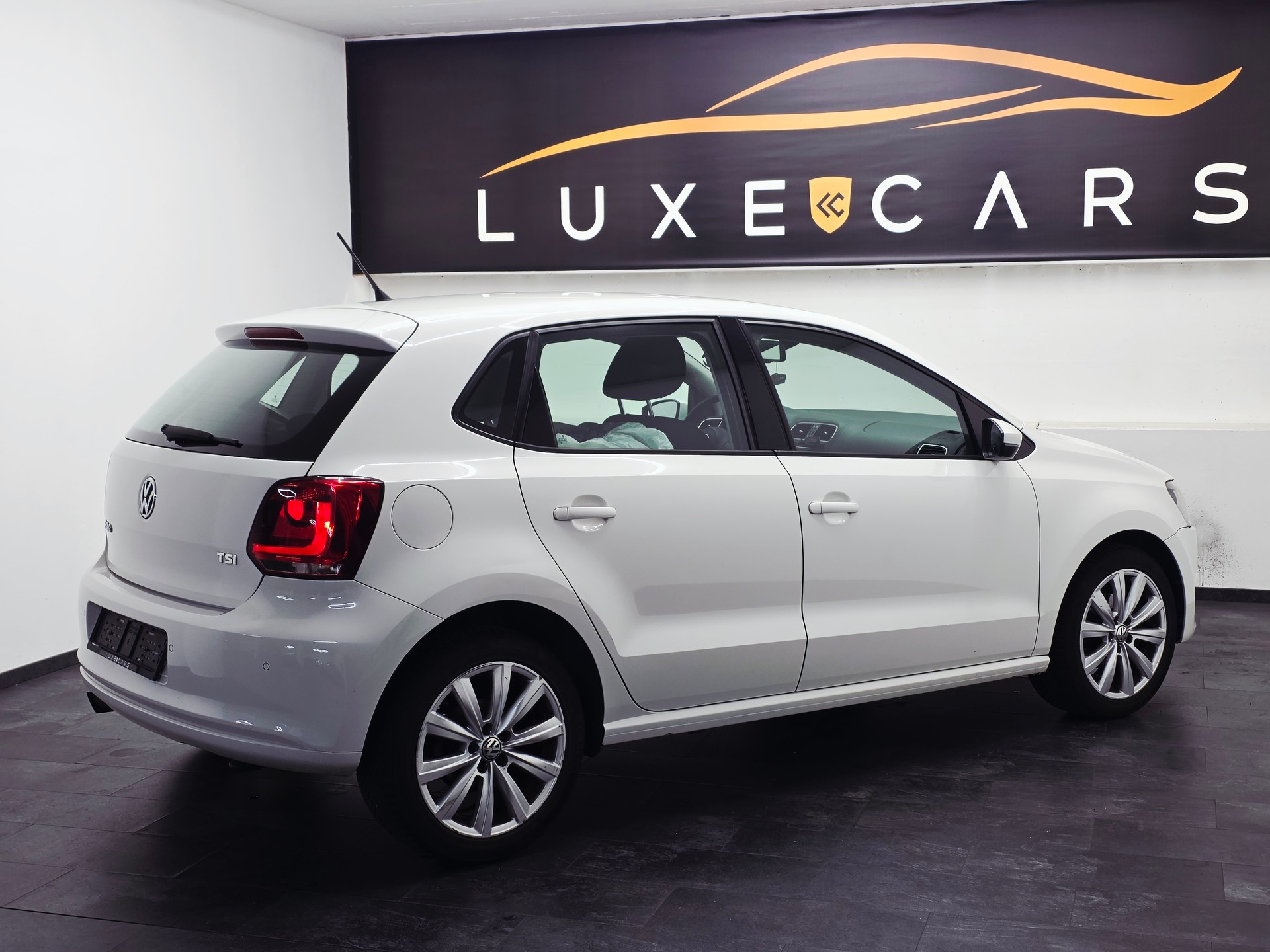 VW Polo 1.2 TSI Trendline 105 PS*NEUE KETTE*FRISCH MFK UND SERVICE*-image-5