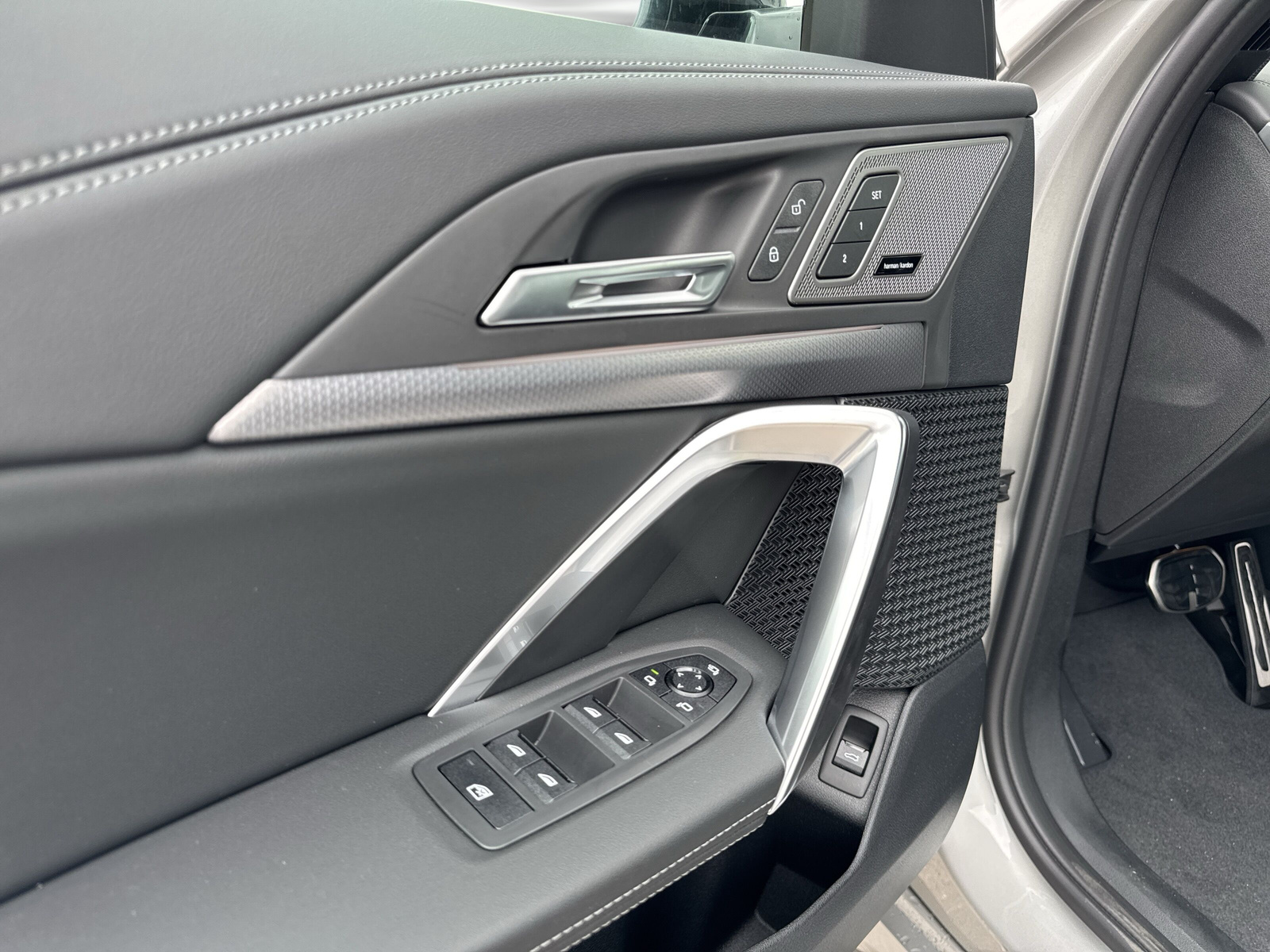 BMW X1 xDrive 23i 48V M Sport Pro-image-21