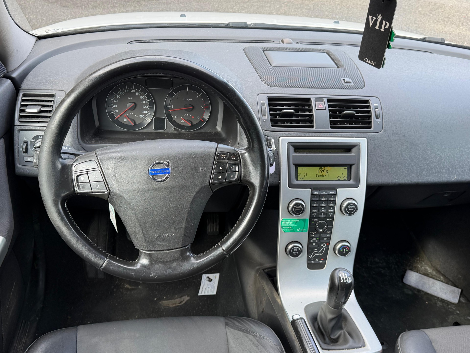 VOLVO V50 D5-image-4