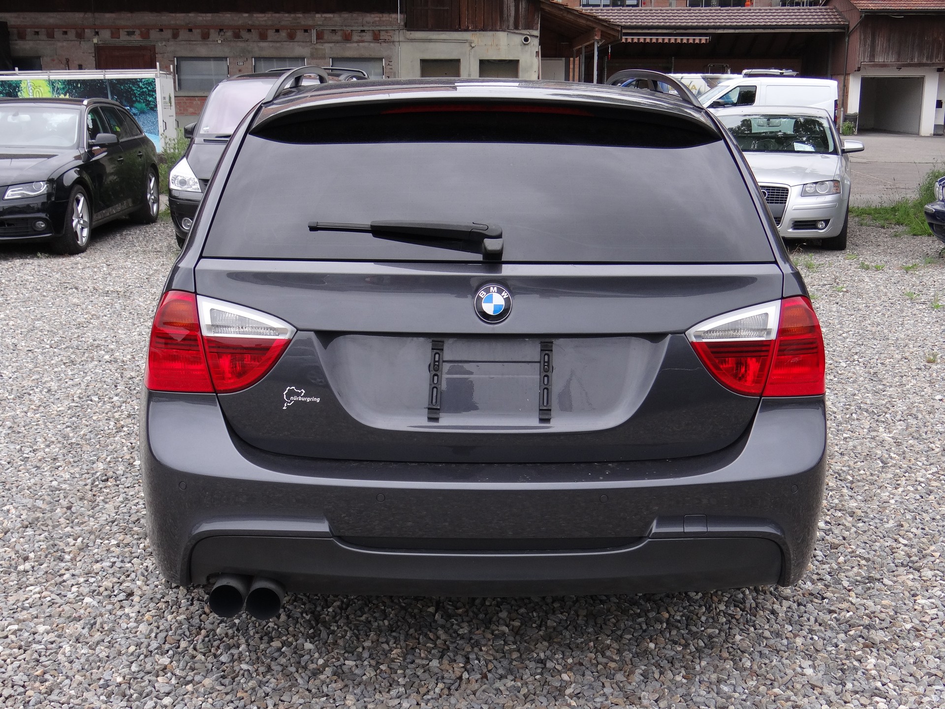 BMW 320d Touring M Sport-image-5