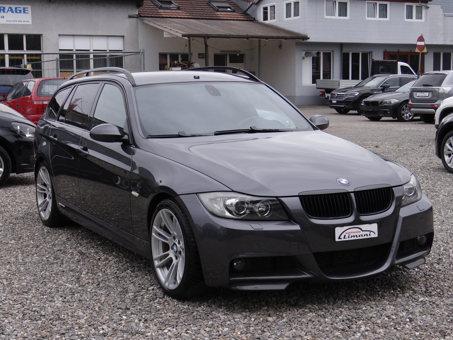 BMW 320d Touring M Sport-image-2
