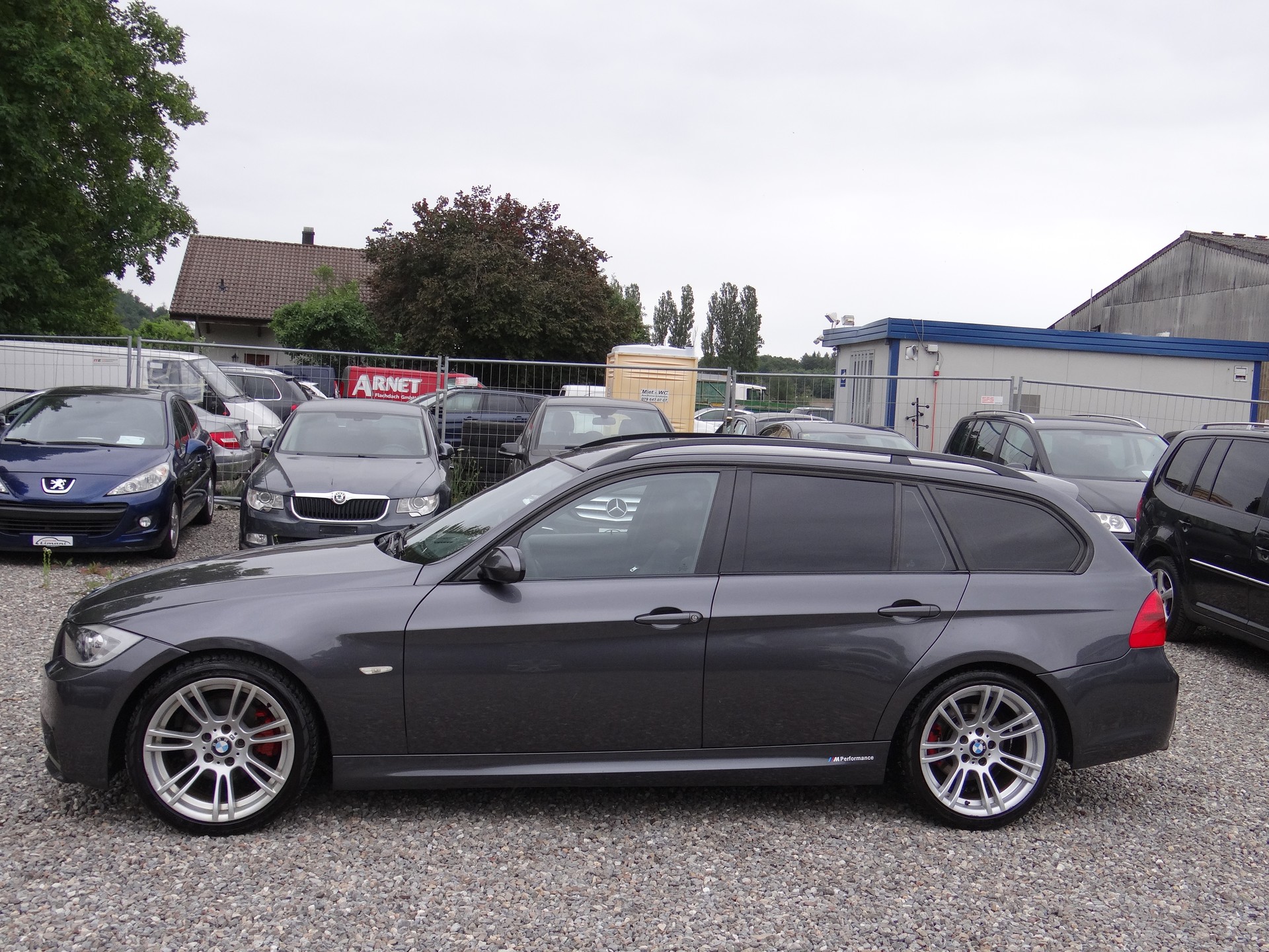 BMW 320d Touring M Sport-image-0