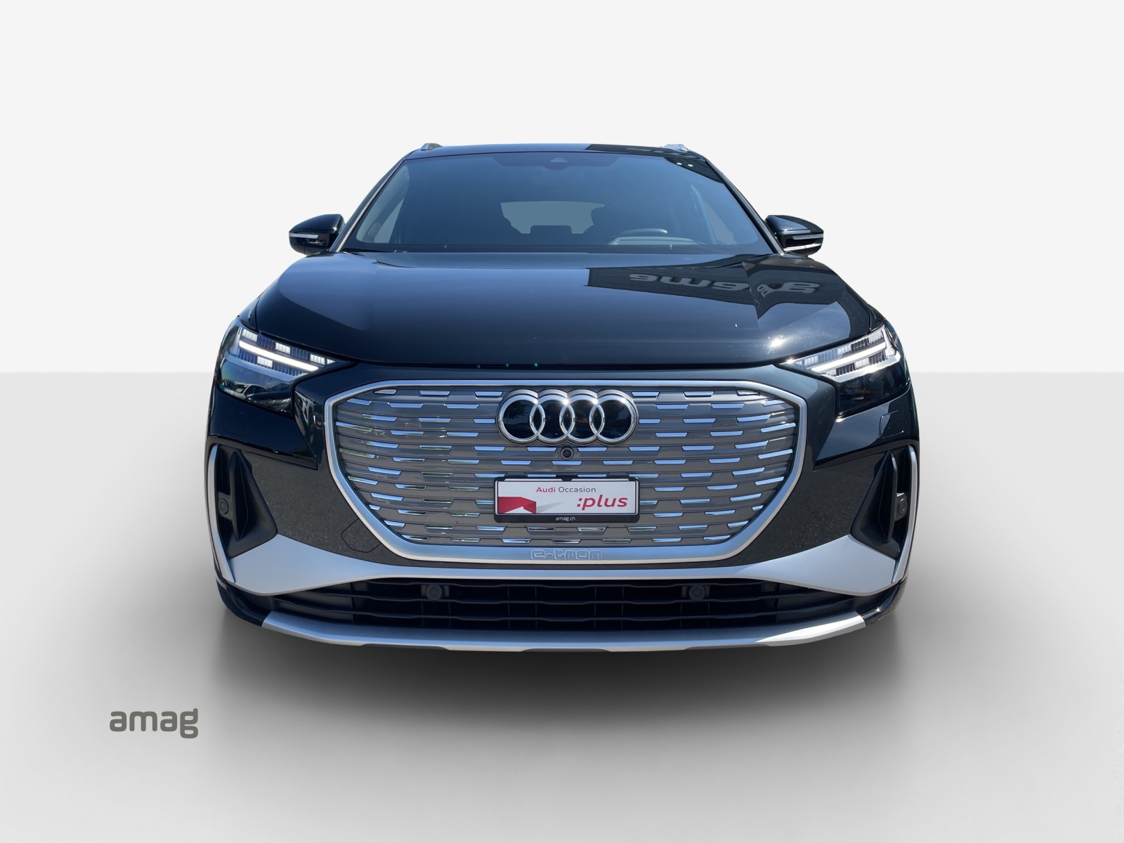 AUDI Q4 e-tron 50 quattro-image-8