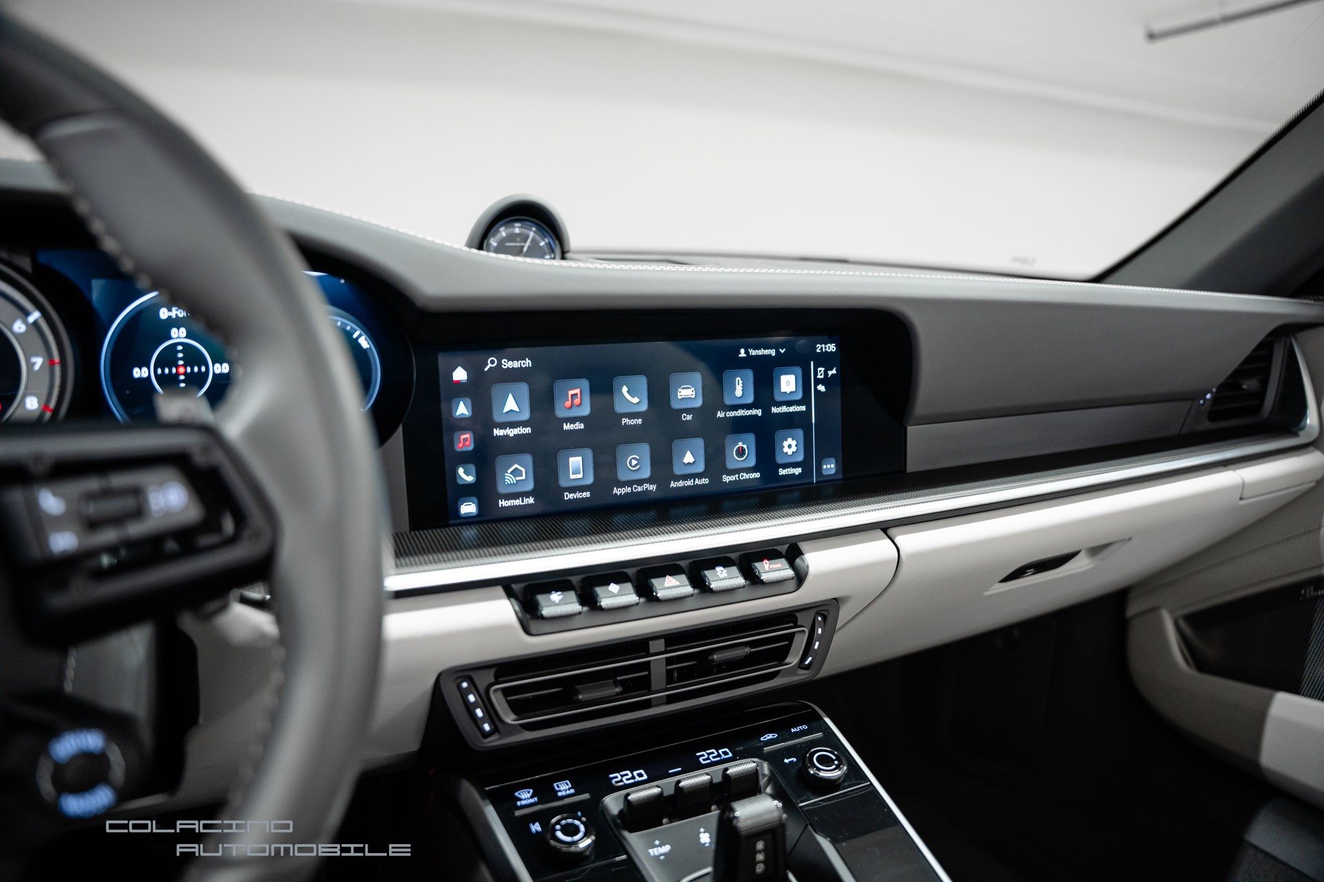 PORSCHE 911 Turbo S Cabriolet PDK-image-22