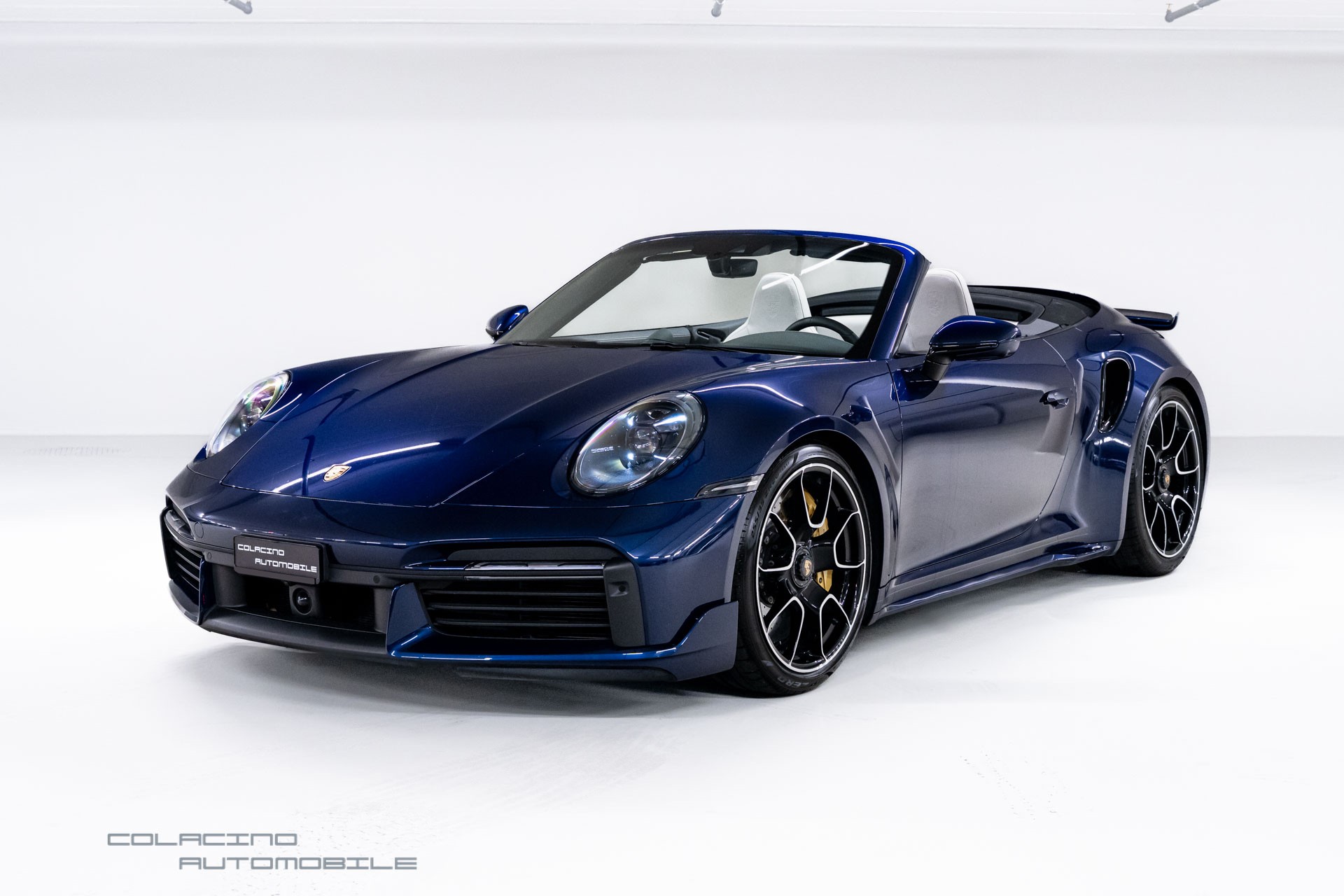 PORSCHE 911 Turbo S Cabriolet PDK-image-0