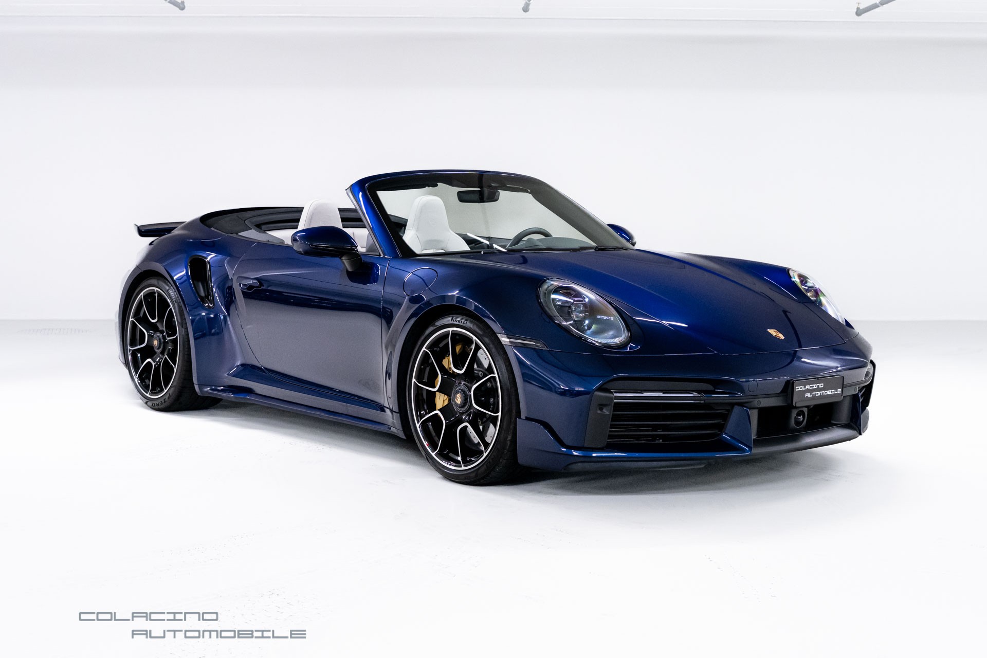 PORSCHE 911 Turbo S Cabriolet PDK-image-4