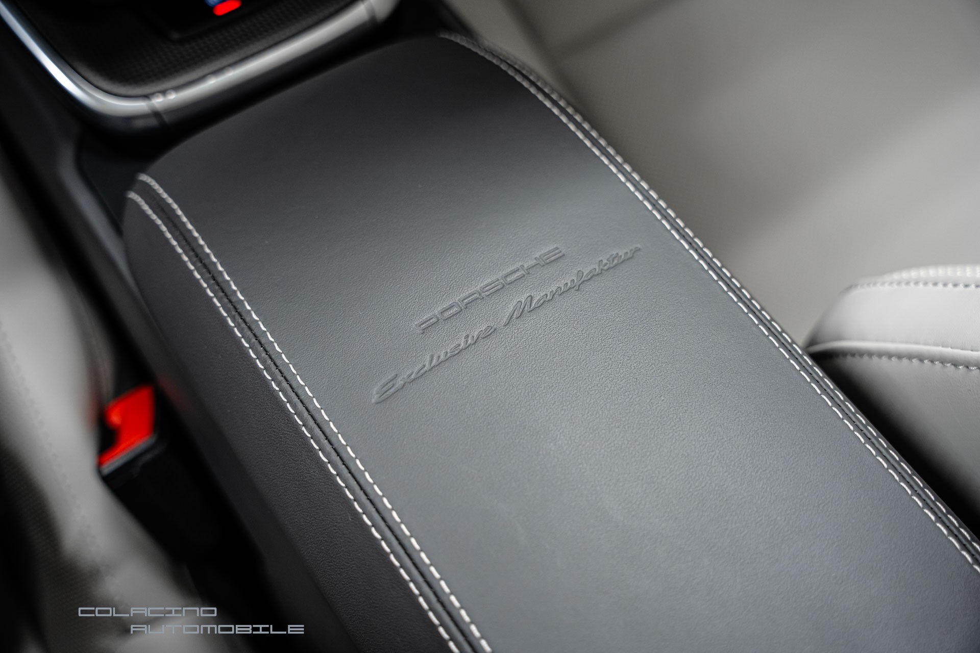 PORSCHE 911 Turbo S Cabriolet PDK-image-29