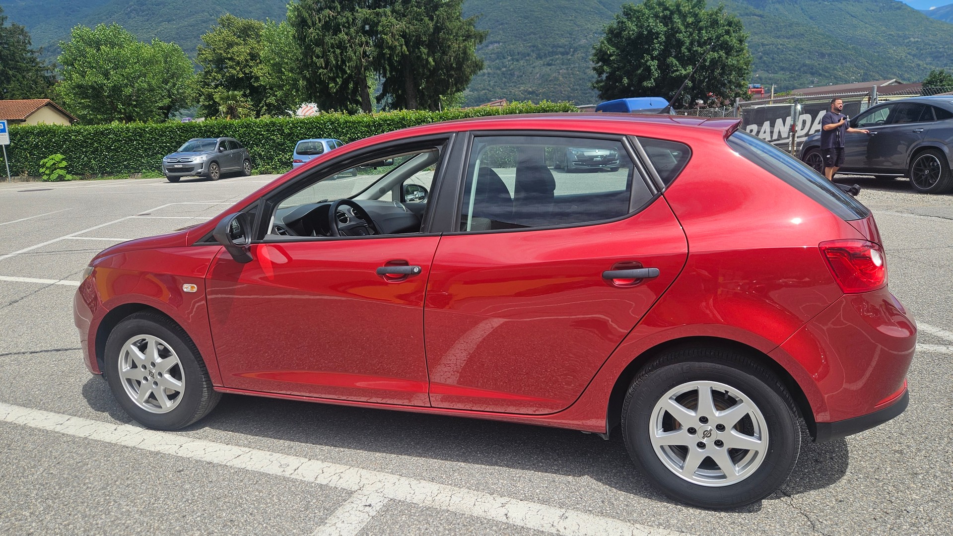 SEAT Ibiza 1.2 Entry-image-1