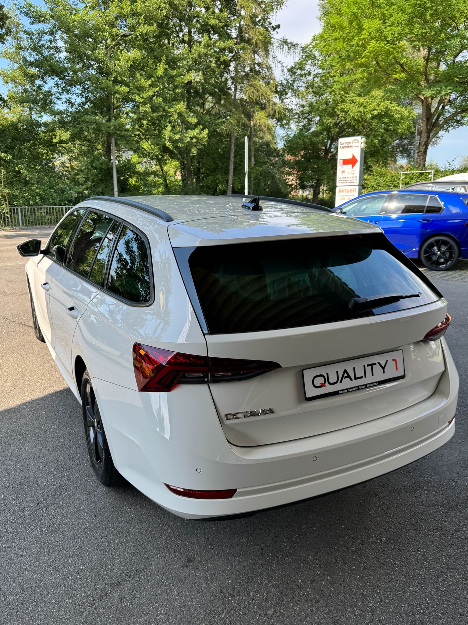 SKODA Octavia Combi 2.0 TDI DSG Style-image-2