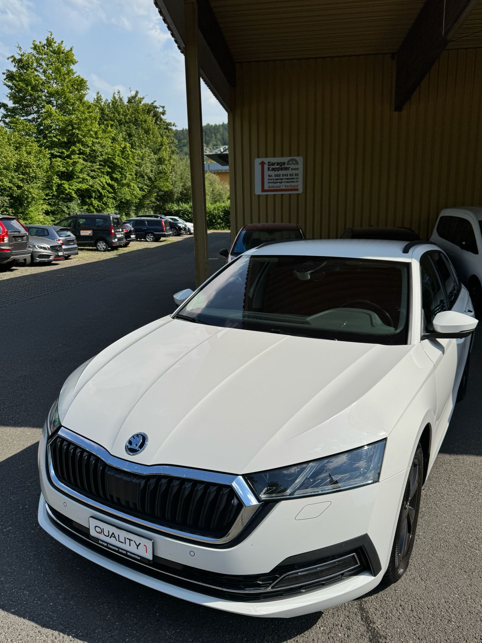 SKODA Octavia Combi 2.0 TDI DSG Style-image-0