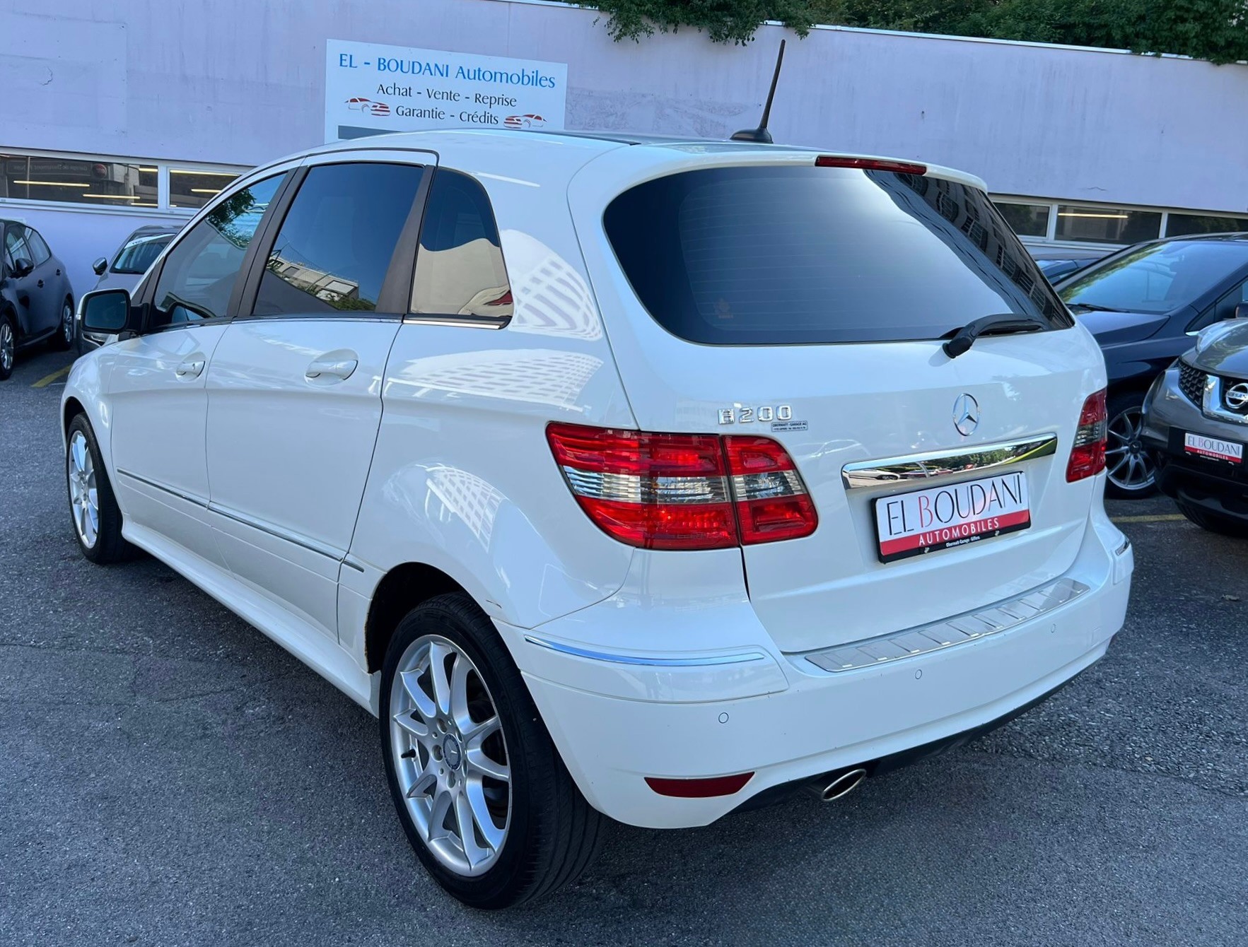 MERCEDES-BENZ B 200 Autotronic-image-5