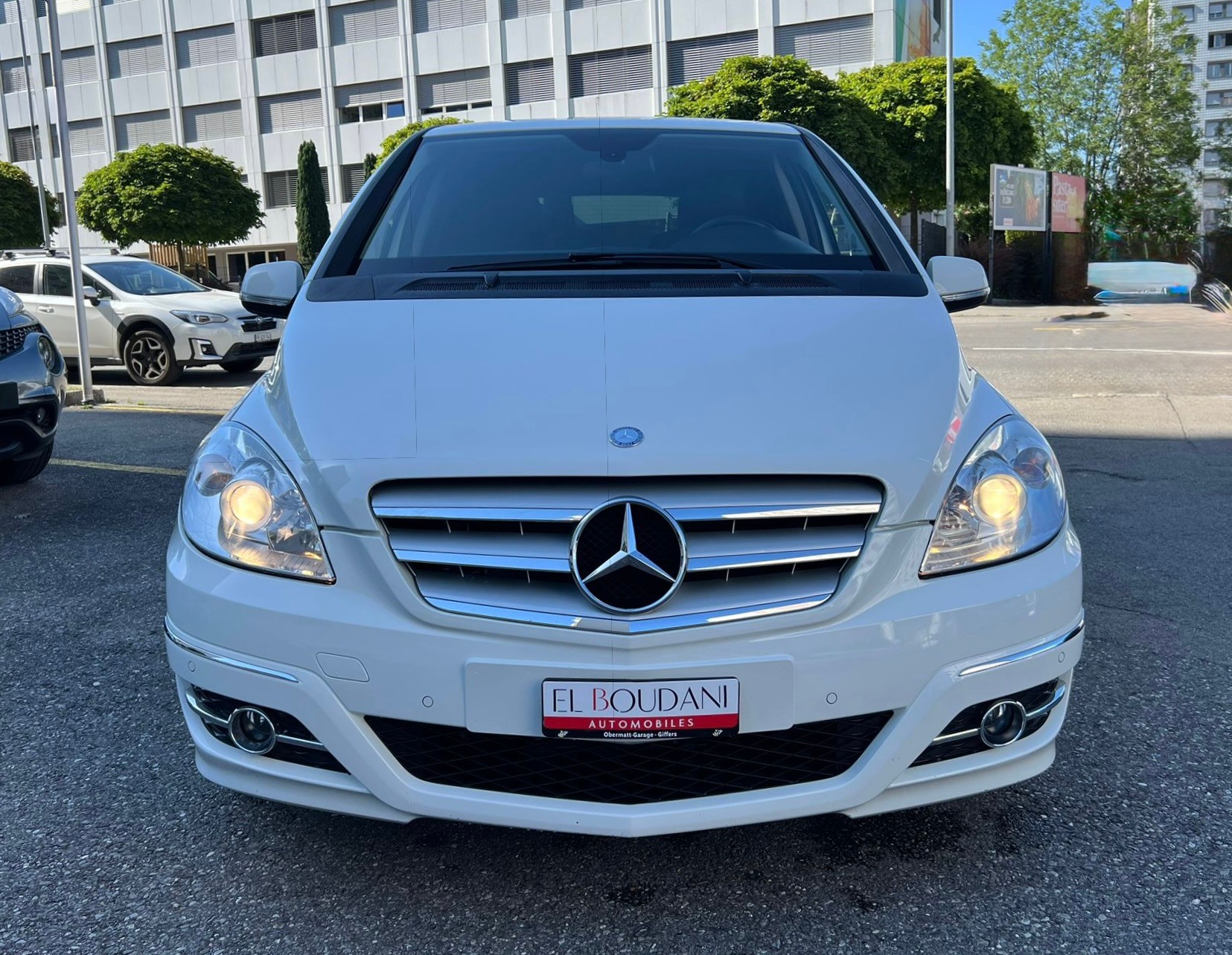 MERCEDES-BENZ B 200 Autotronic-image-1
