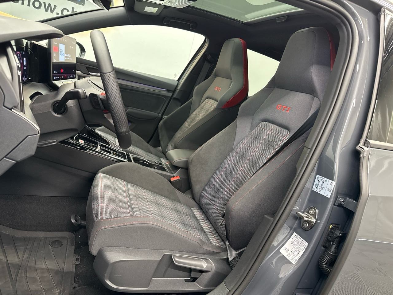 VW Golf 2.0 TSI GTI DSG-image-3