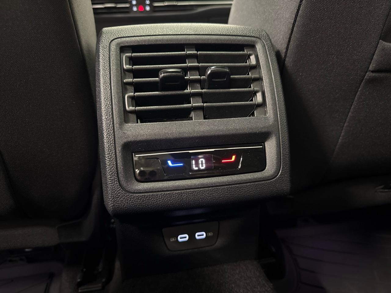 VW Golf 2.0 TSI GTI DSG-image-12