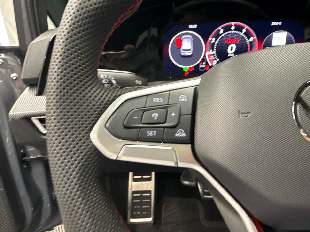 VW Golf 2.0 TSI GTI DSG-image-7