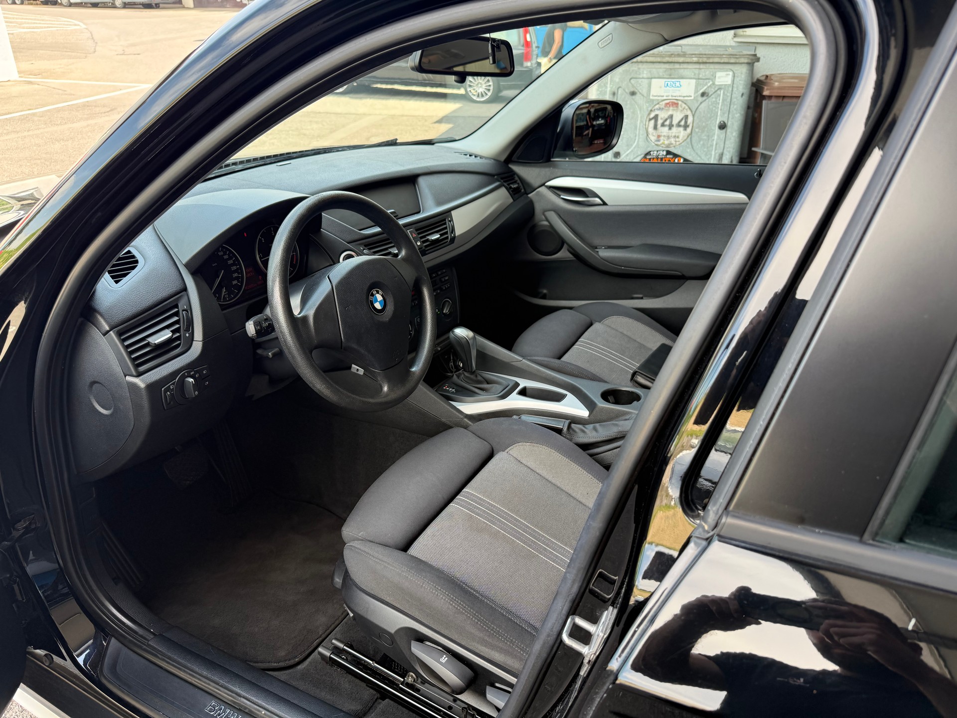 BMW X1 xDrive 20d Steptronic-image-11