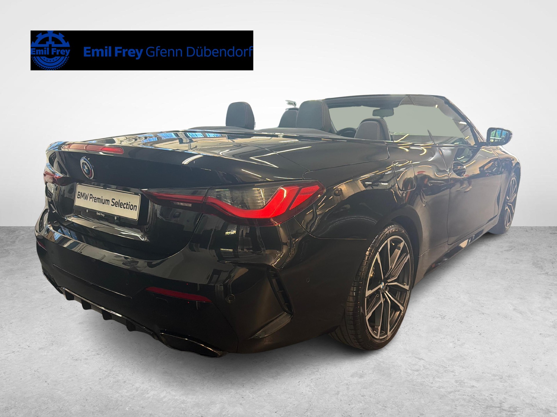 BMW M440i xDrive Cabrio-image-1
