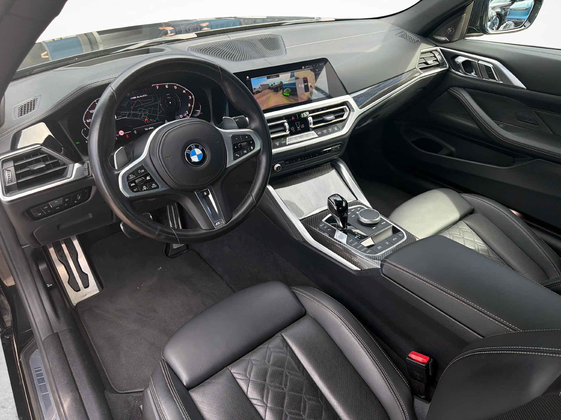 BMW M440i xDrive Cabrio-image-10