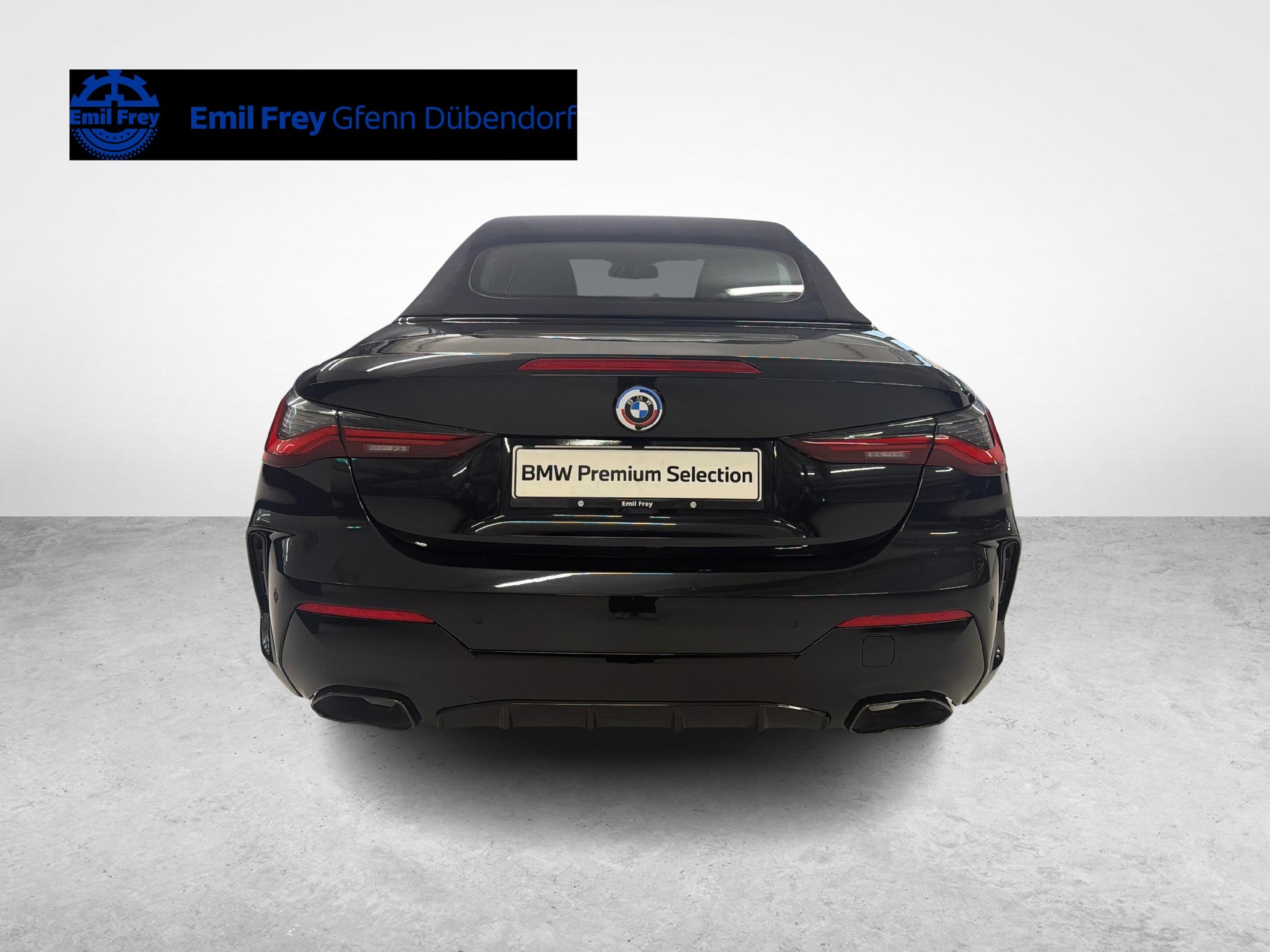 BMW M440i xDrive Cabrio-image-8