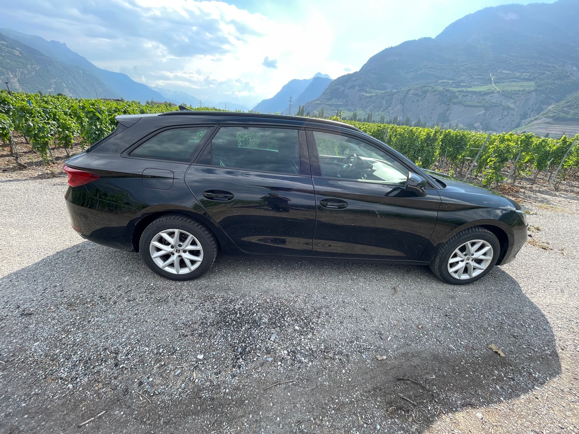 SEAT Leon ST 2.0 TDI EVO DSG Style-image-4