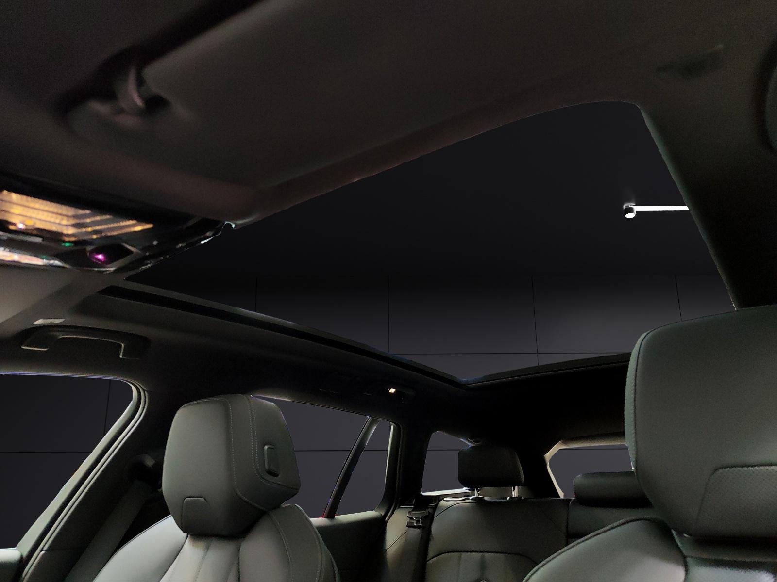 BMW 520d xDrive Touring-image-15
