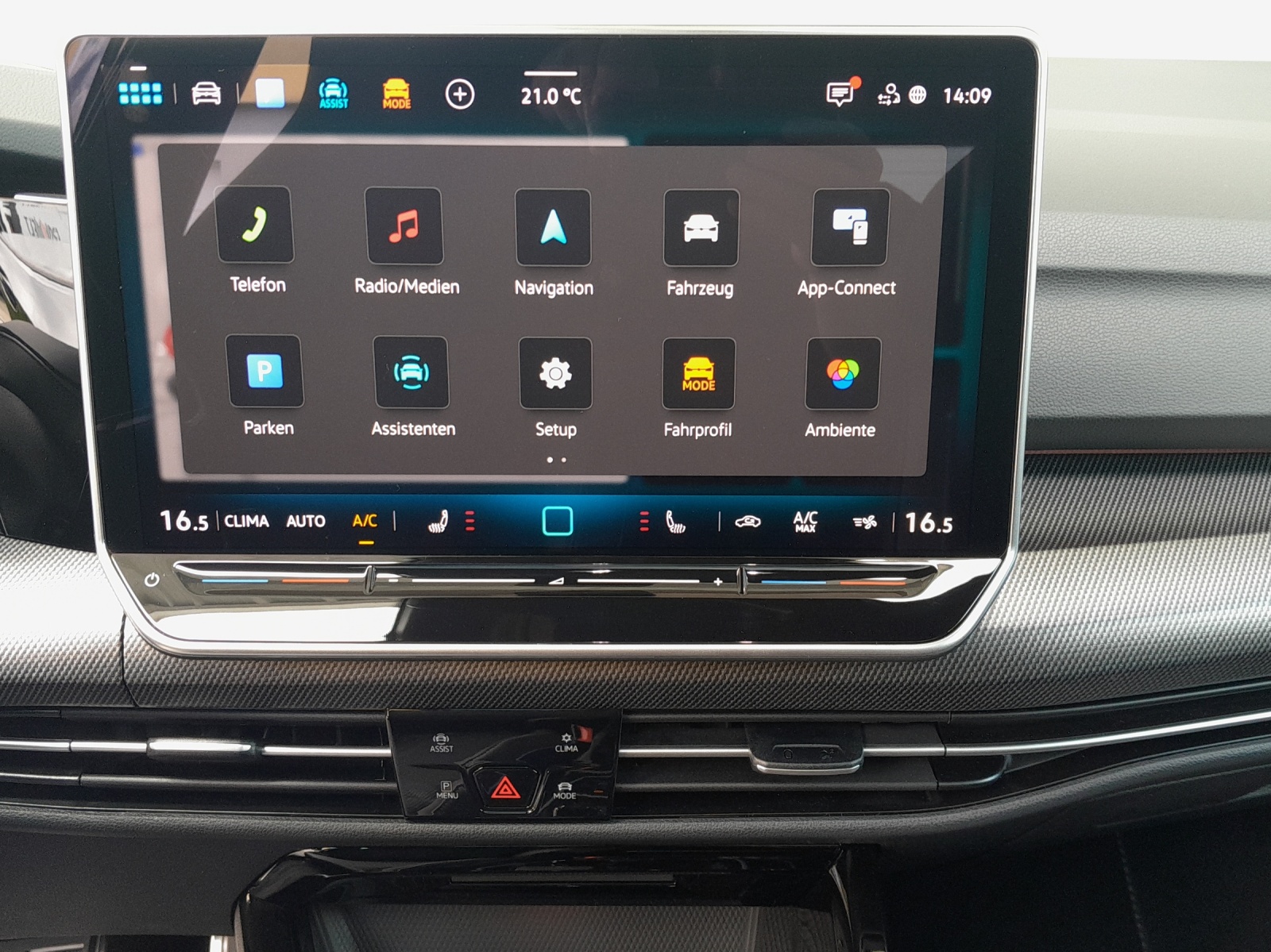 VW Golf 2.0 TSI R-Line DSG 4 Motion-image-10