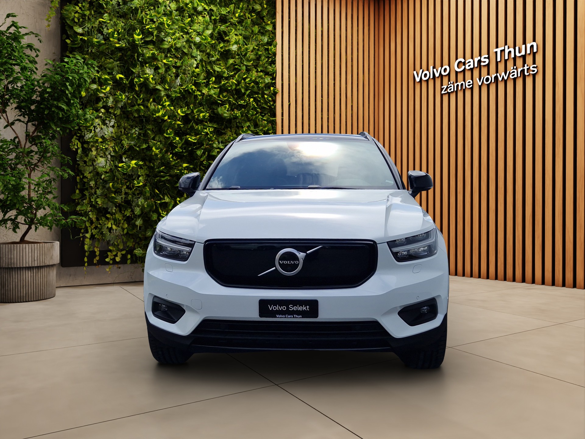 VOLVO XC40 P8 Twin Pro AWD-showroom-element-1