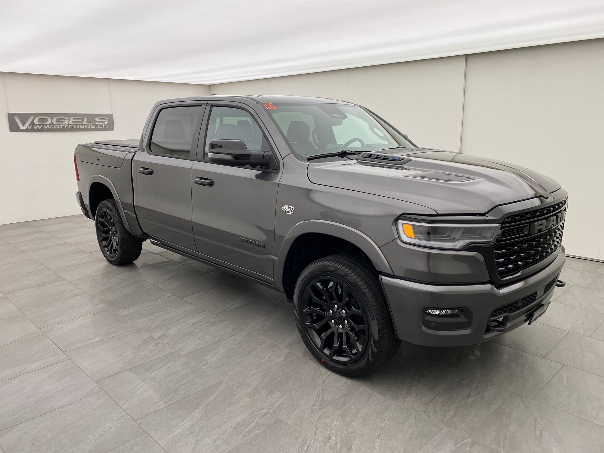 DODGE Ram 1500 5.7 Limited Night eTorque MY 2026-image-2