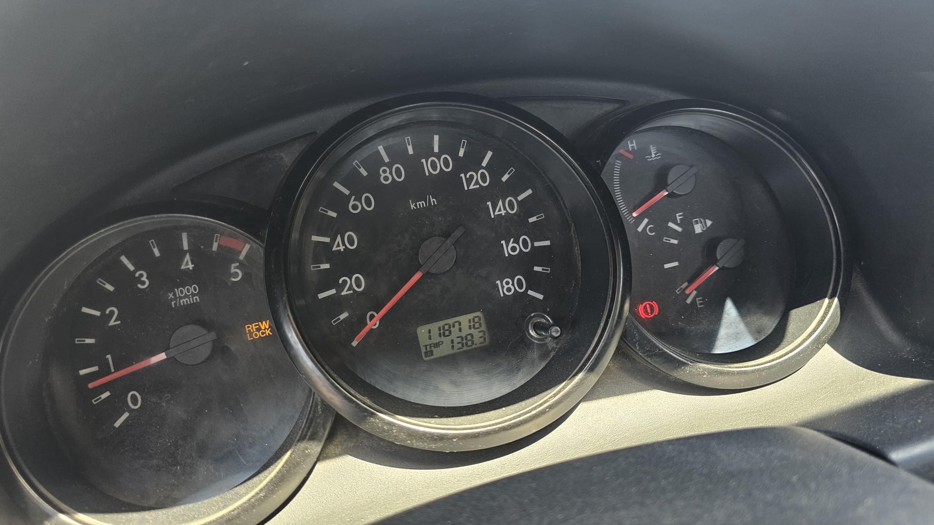 MAZDA BT-50 2.5 CD Storm 4x4-image-8
