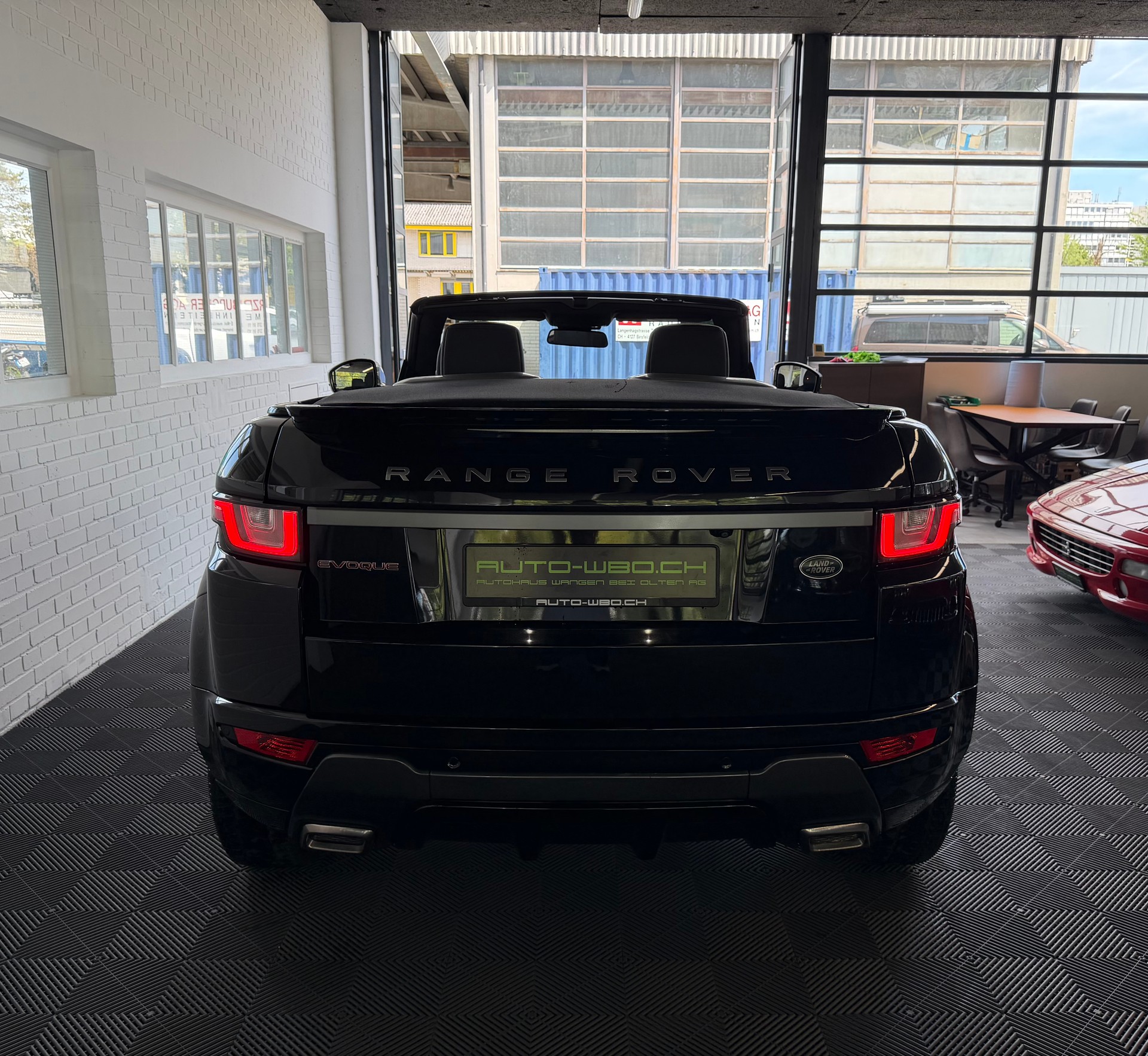 LAND ROVER Range Rover Evoque Convert. 2.0Si4 HSE Dynamic AT9-image-6
