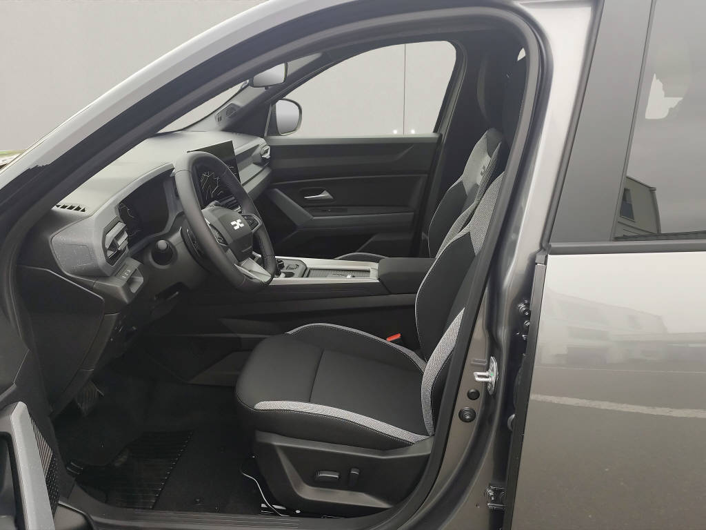 DACIA Bigster 1.2 Hybrid Journey 4WD-image-3