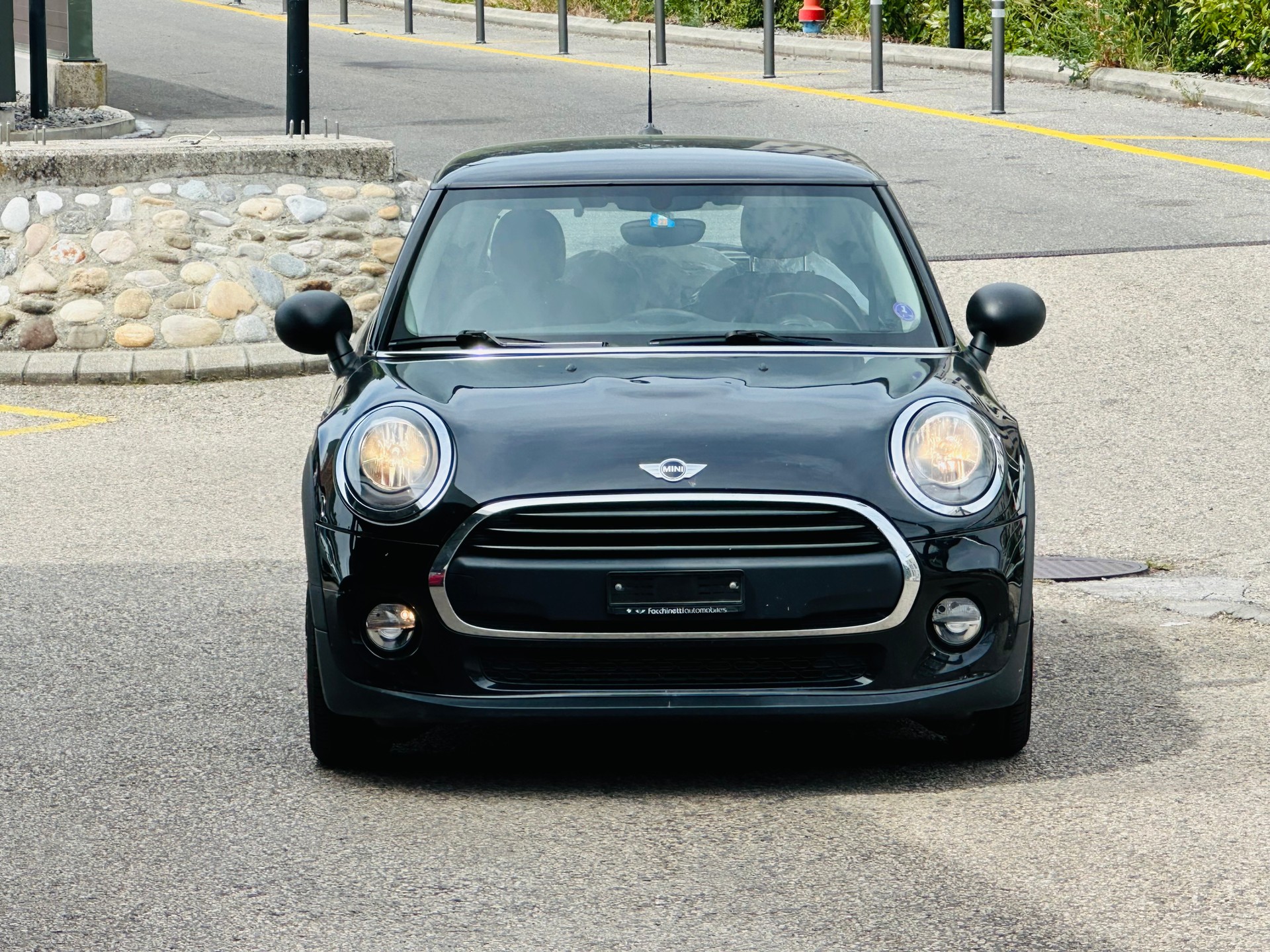 MINI One First-image-4