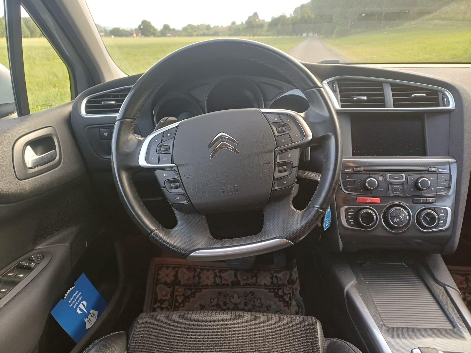 CITROEN C4 Berline 1.6 THP Séduction EGS6-image-4