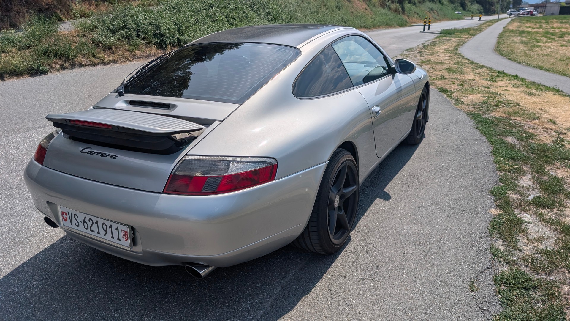 PORSCHE 3.4 Carrera-image-2
