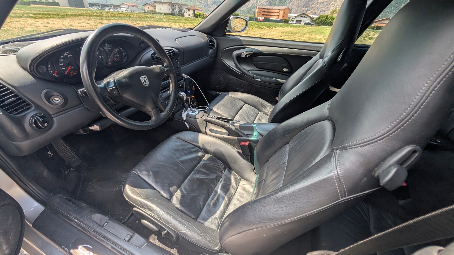 PORSCHE 3.4 Carrera-image-6