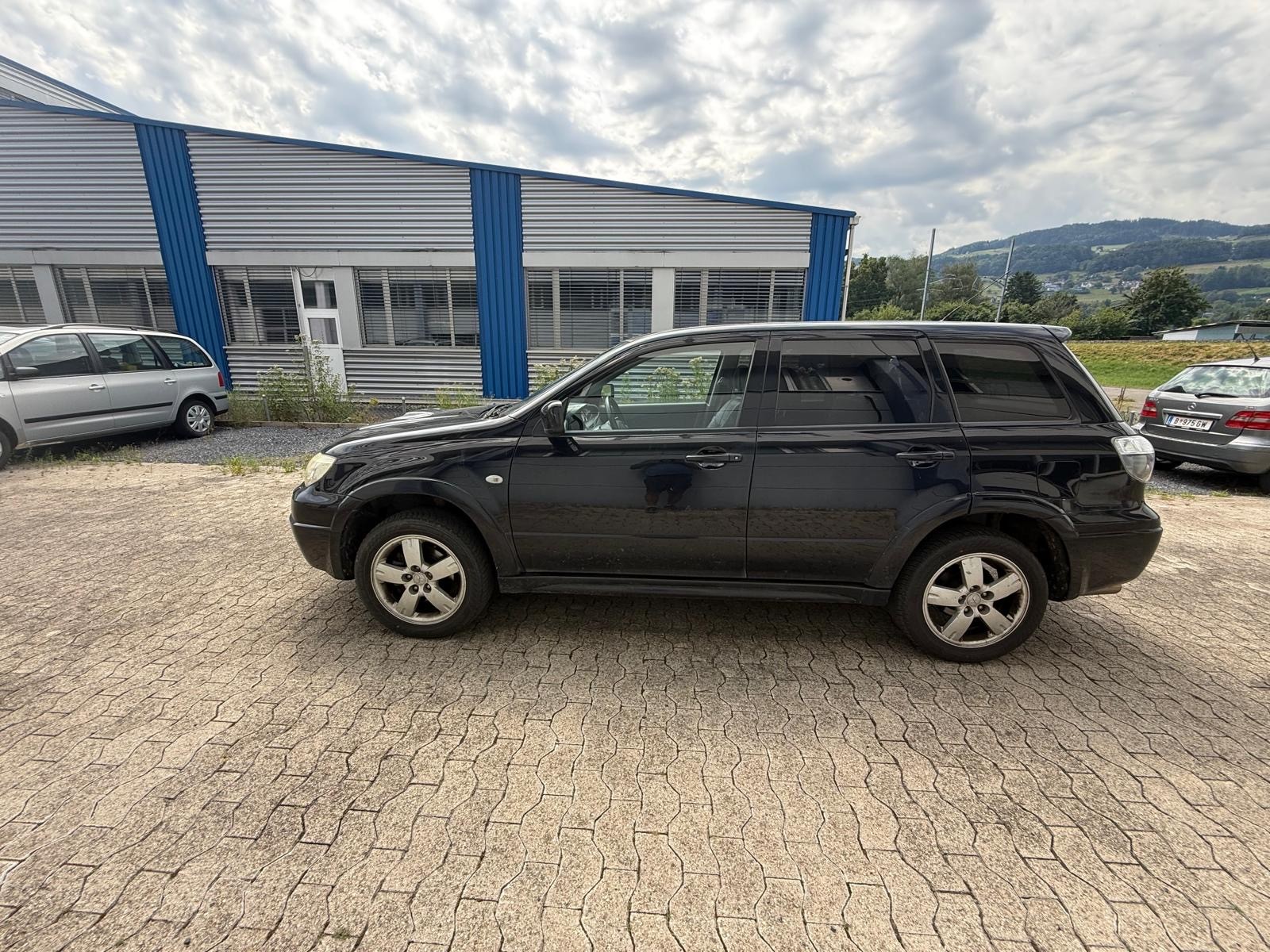 MITSUBISHI Outlander 2.0 16V Turbo-image-4