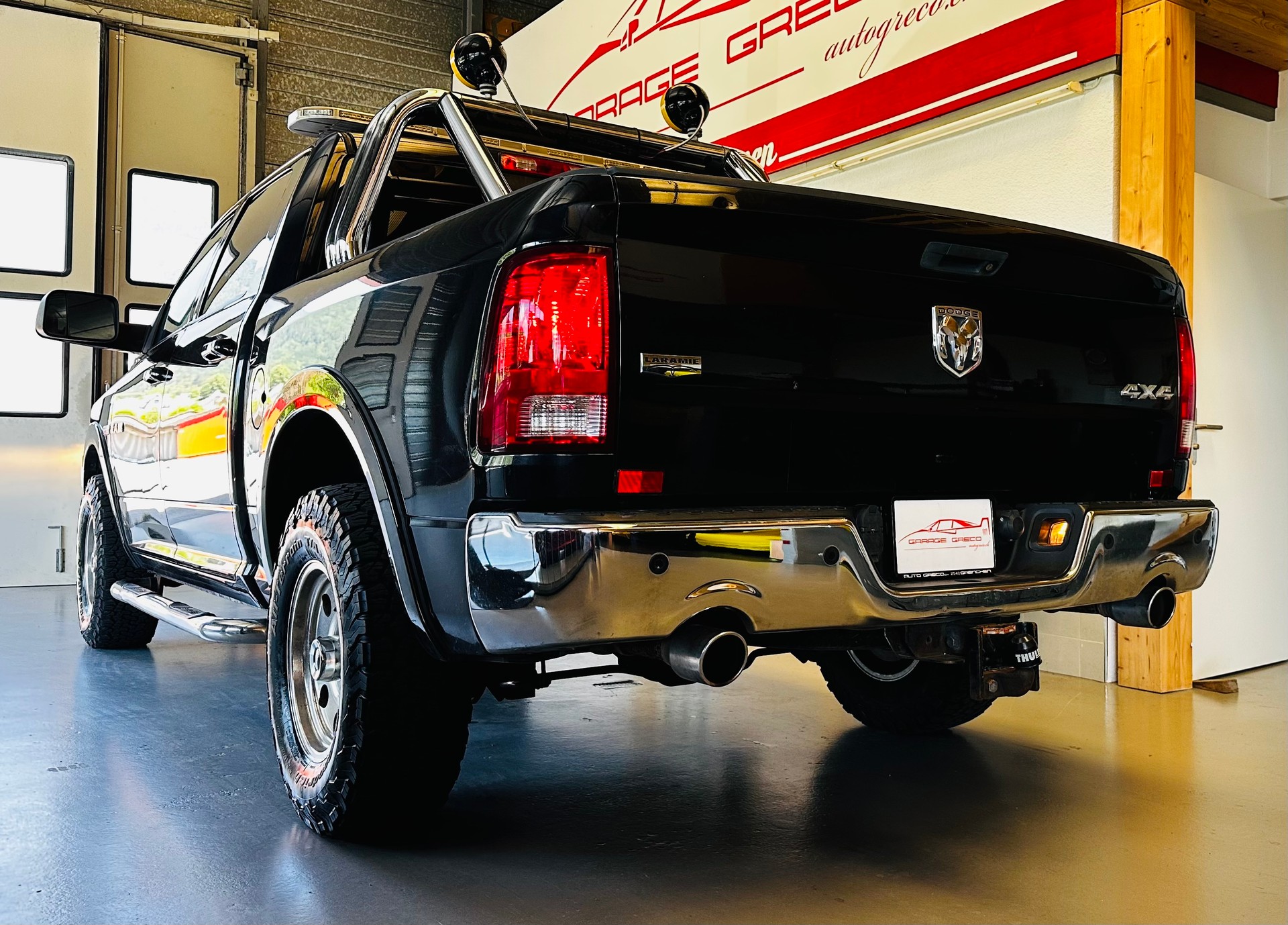 DODGE Ram 1500 5.7 HEMI V8 LARAMIE-image-7