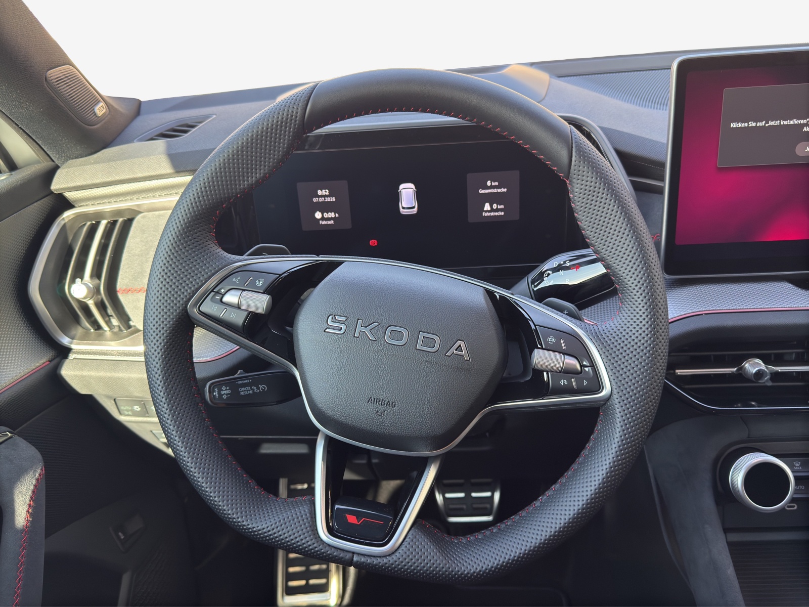 SKODA Kodiaq RS-image-8
