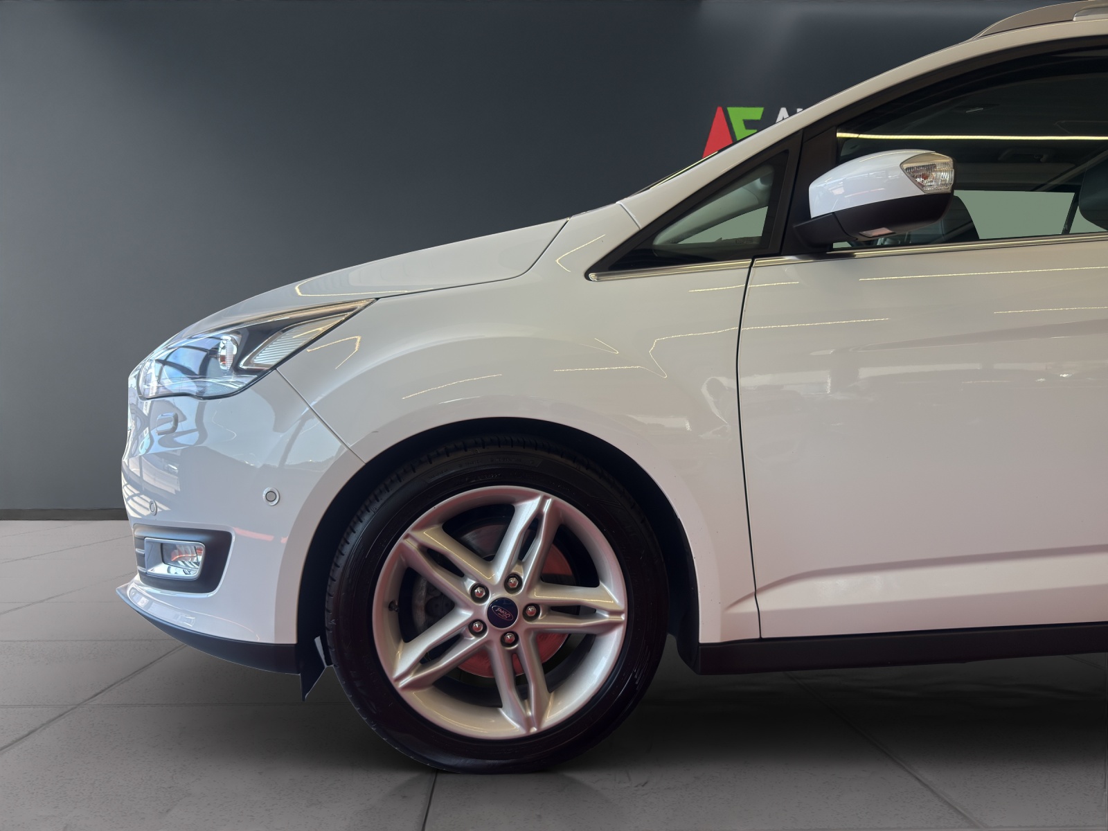 FORD GrC-Max 1.0 SCTi Titanium X-image-10