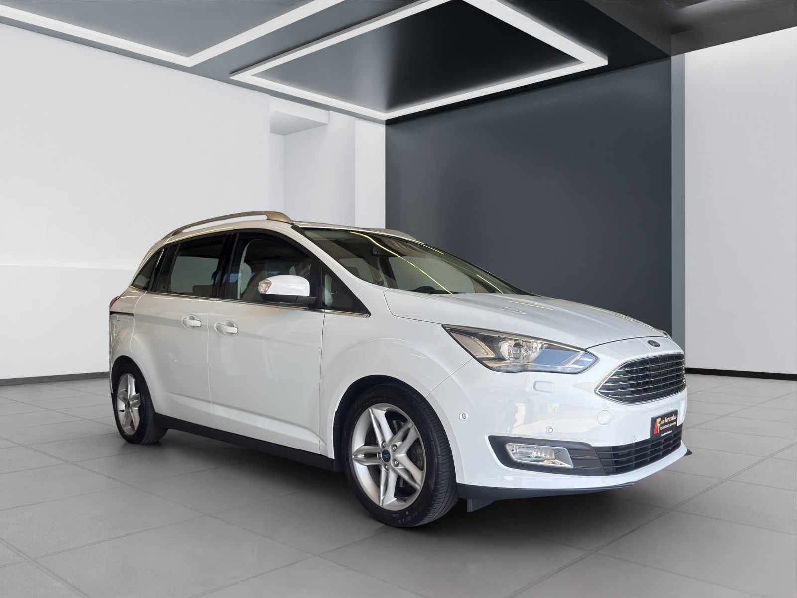 FORD GrC-Max 1.0 SCTi Titanium X-image-6